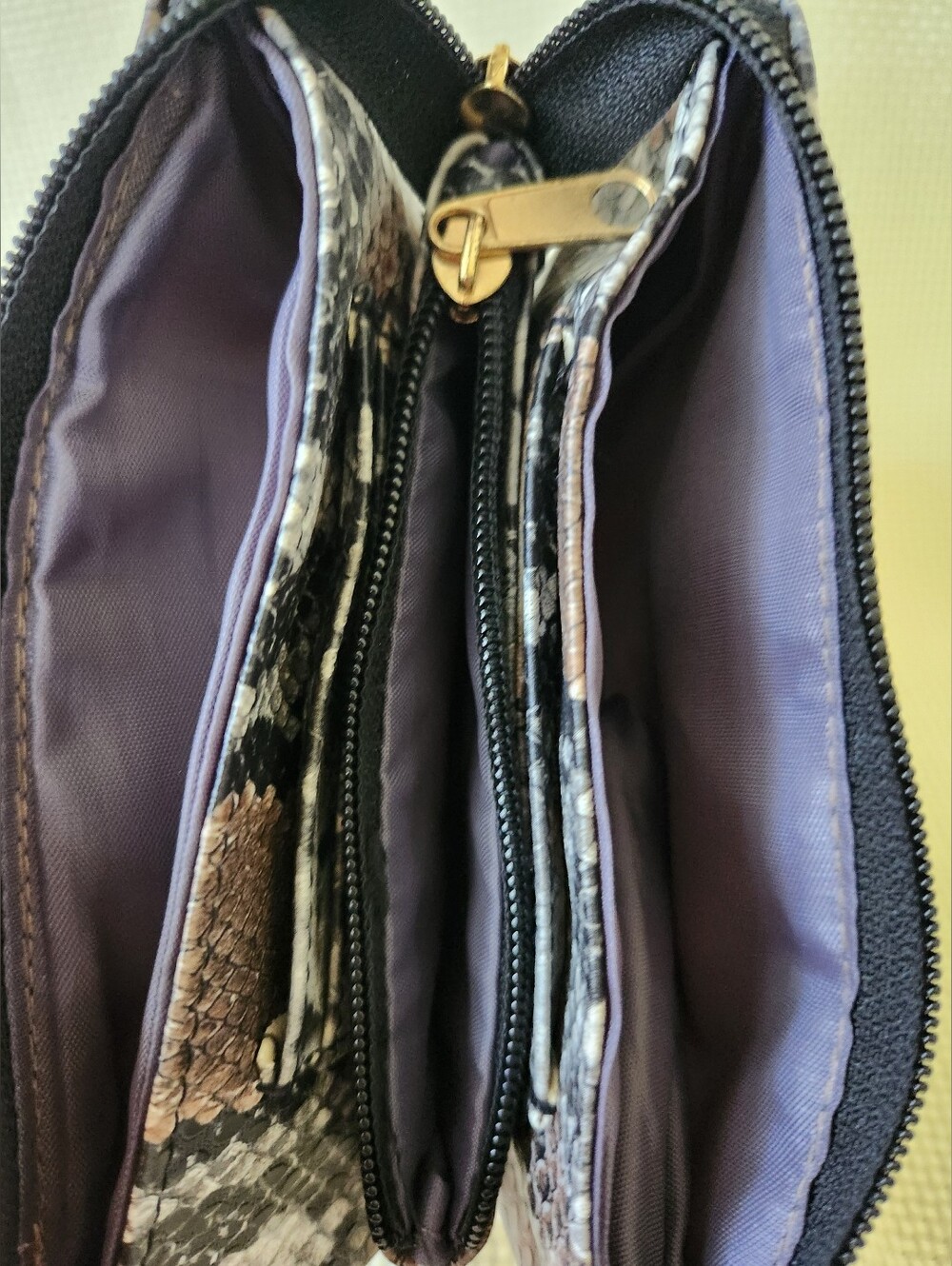 Nicole by Nicole Miller Faux Snakeskin Python Mini Crossbody Wallet Purse Bag - Picture 12 of 16